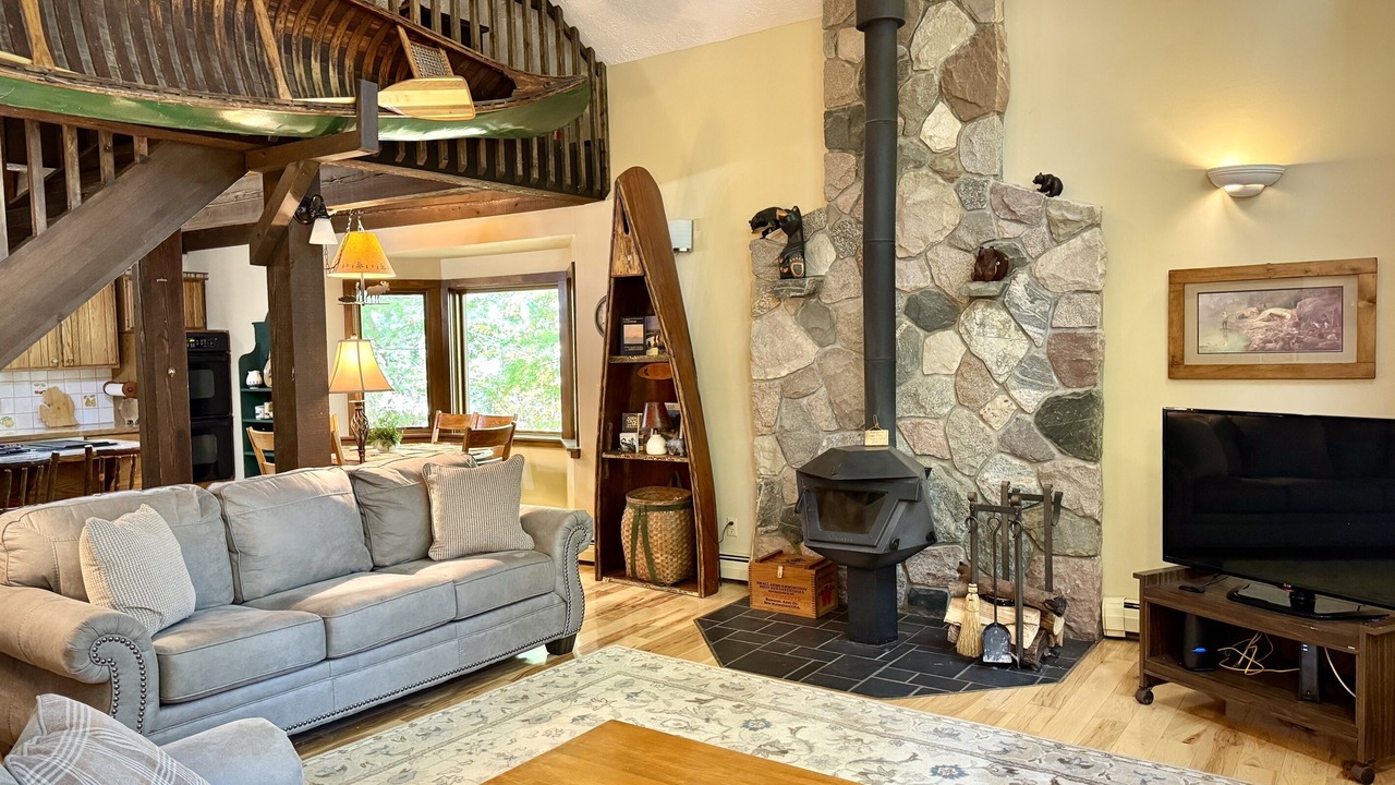 Photo of Livingroom in Glen Arbor