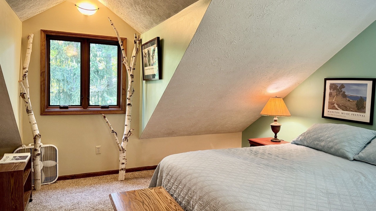 Photo of Bedroom in Glen Arbor