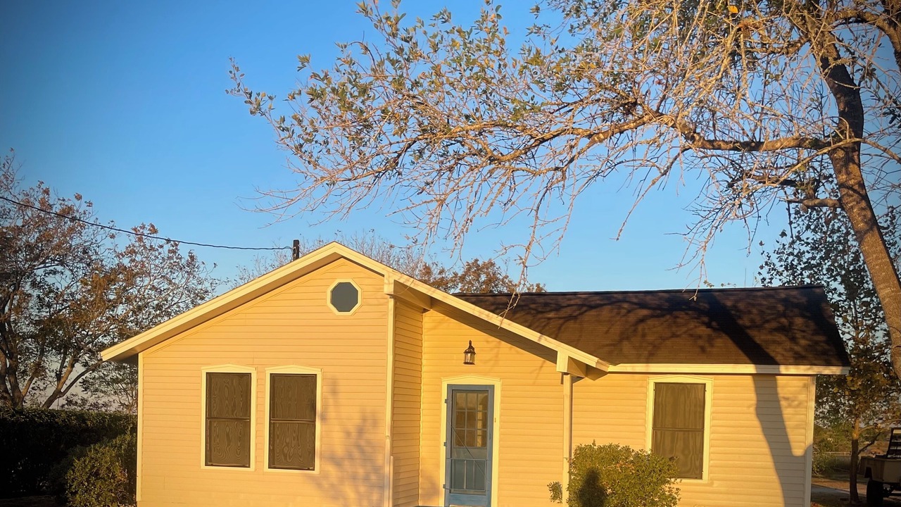 Photo of Outdoor in Shiner