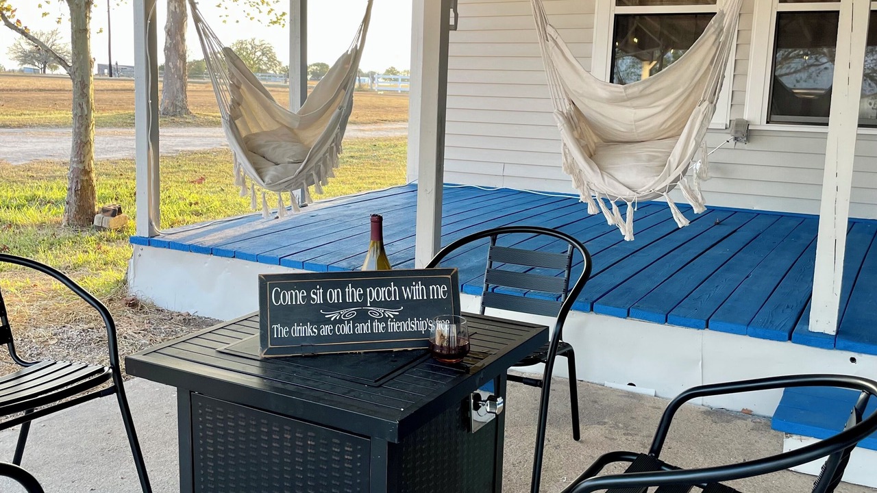 Photo of Outdoor in Shiner