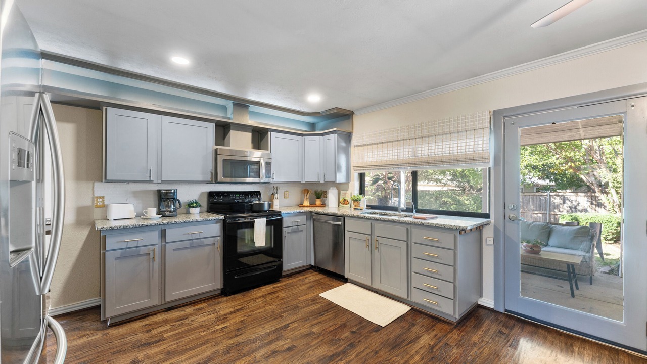 Photo of Kitchen in The Colony