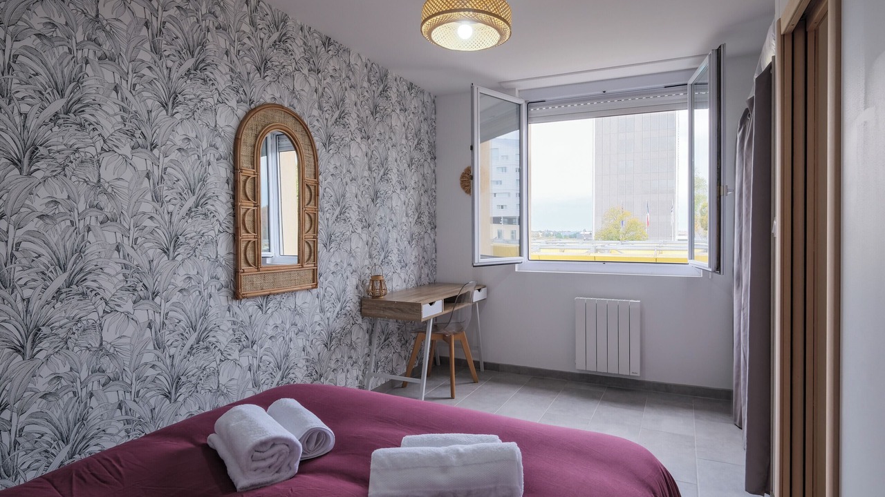 Photo of Bedroom in Saint-Nazaire