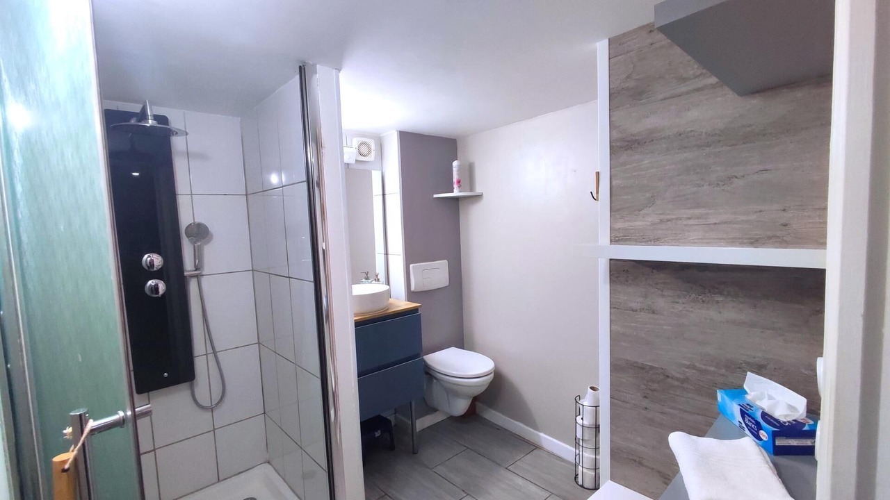 Photo of Bathroom in Buzancy