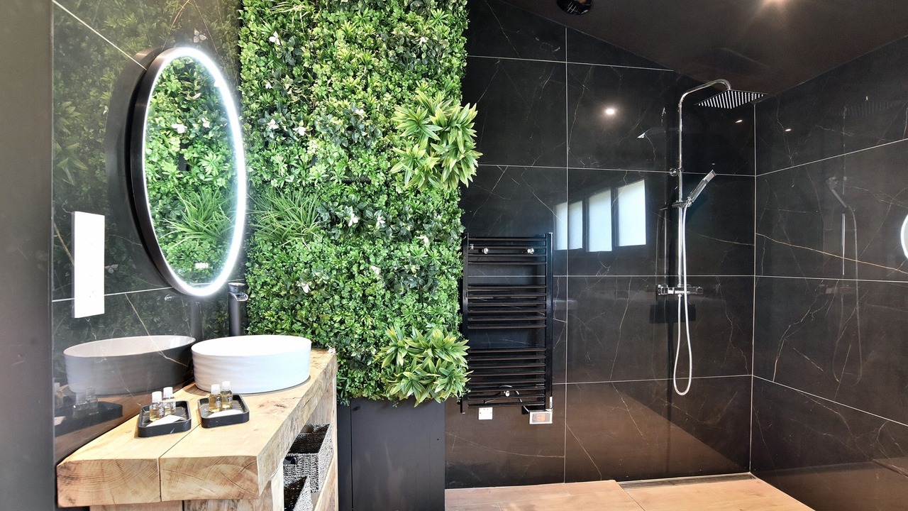 Photo of Bathroom in Plouer-sur-Rance