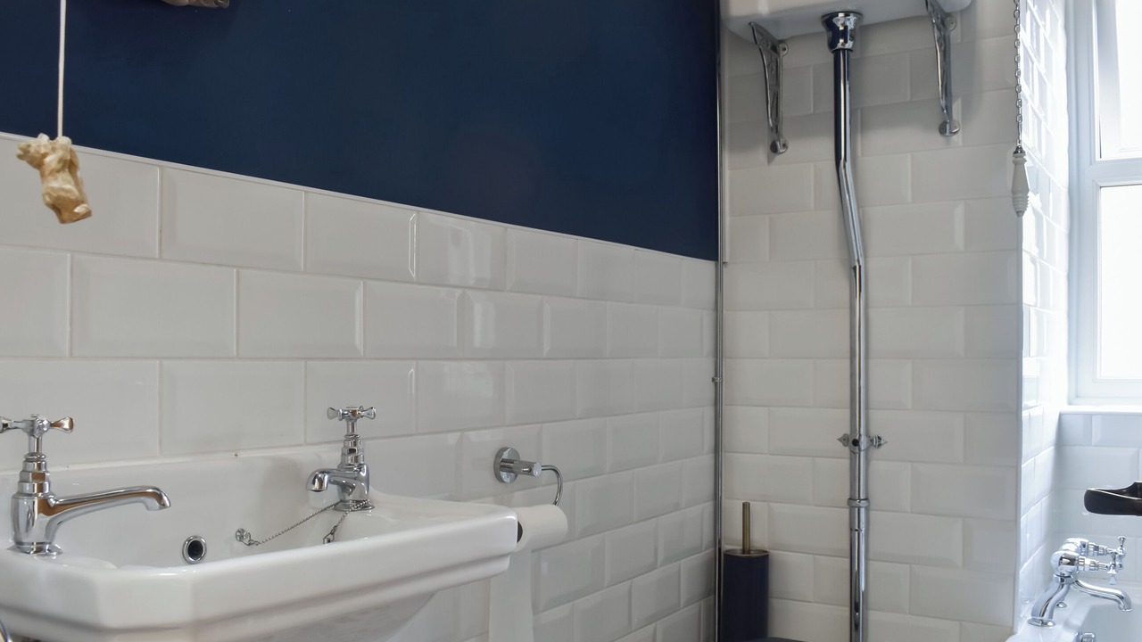 Photo of Bathroom in Giggleswick