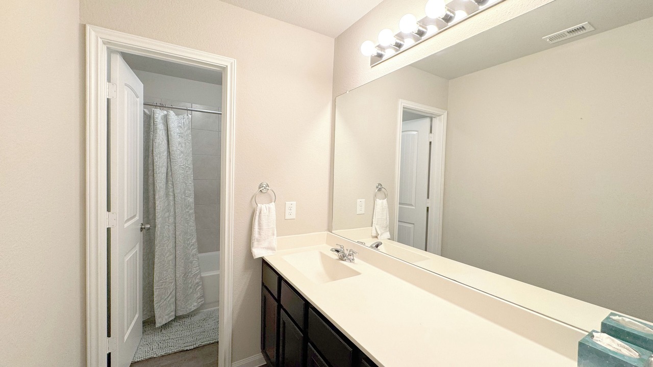 Photo of Bedroom in Porter