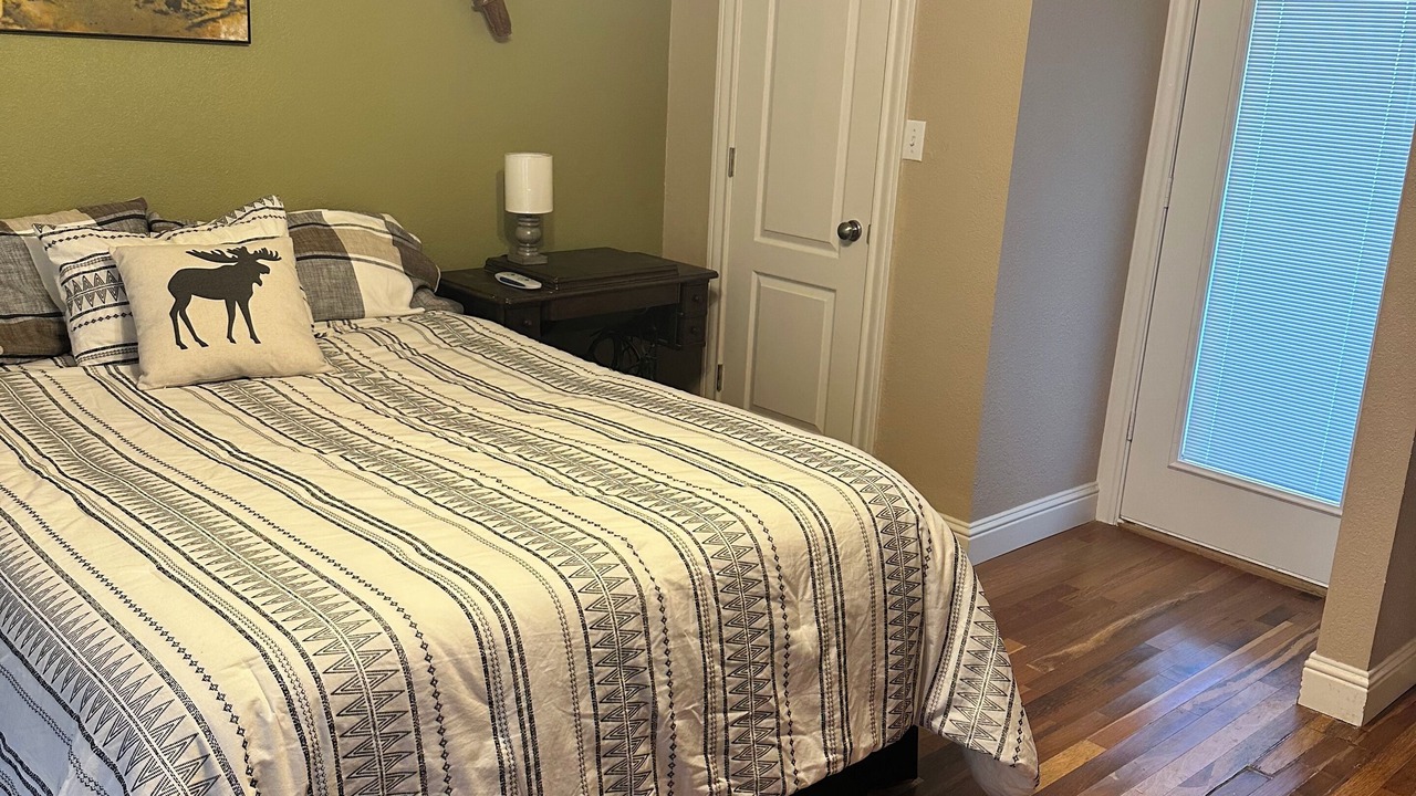 Photo of Bedroom in Canyon