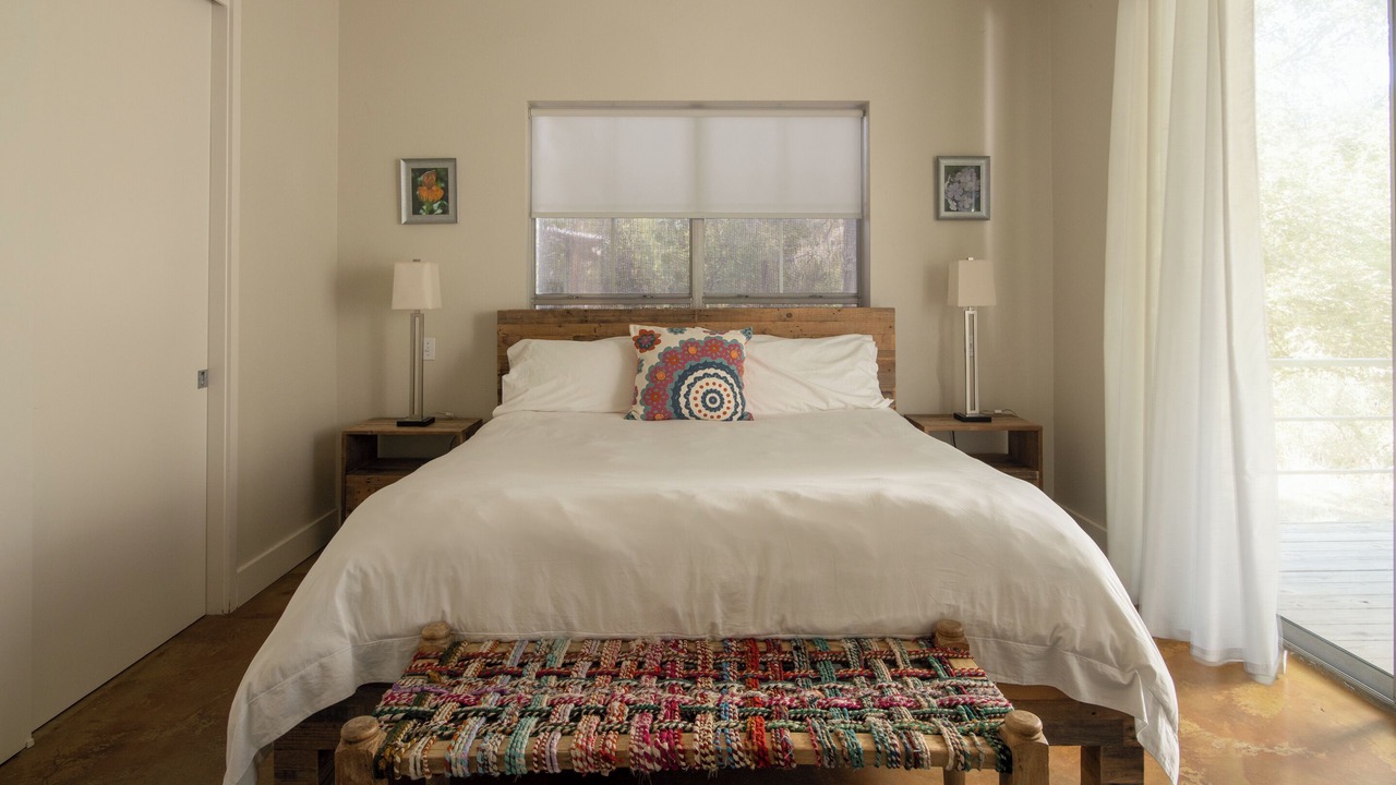 Photo of Bedroom in Kyle