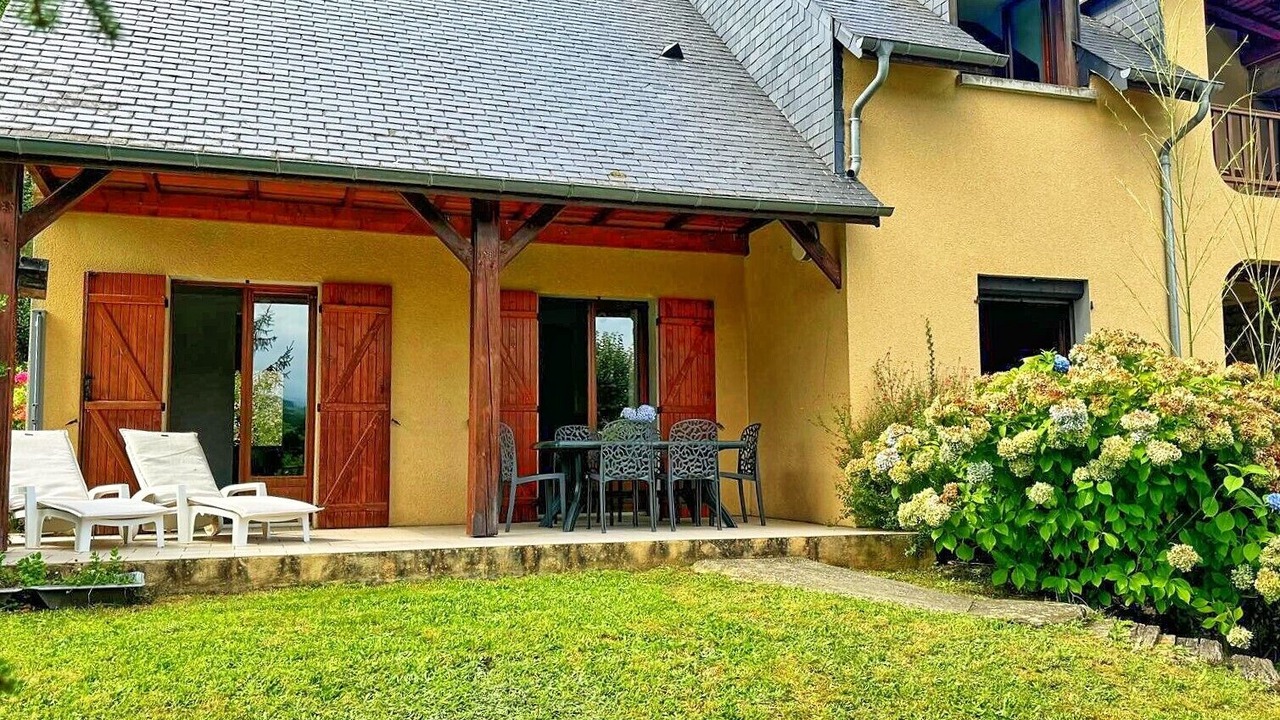 Photo of Outdoor in Pareac