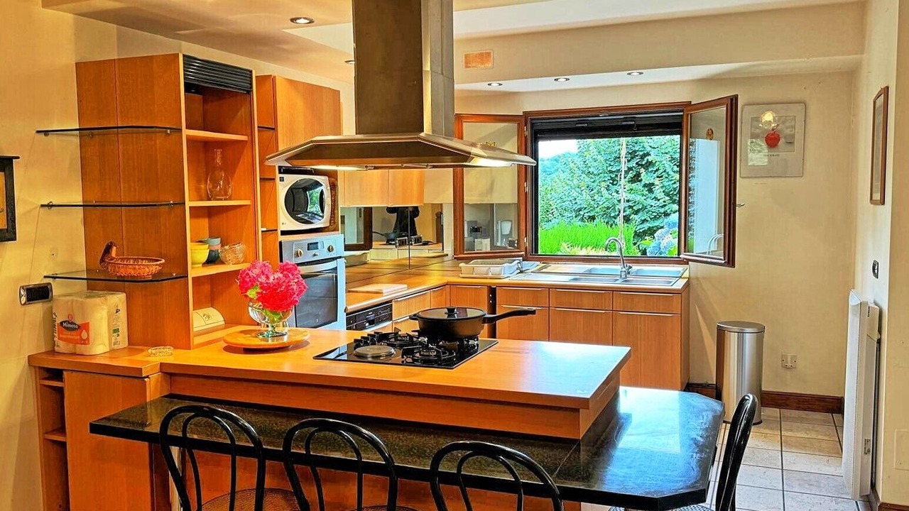 Photo of Kitchen in Pareac