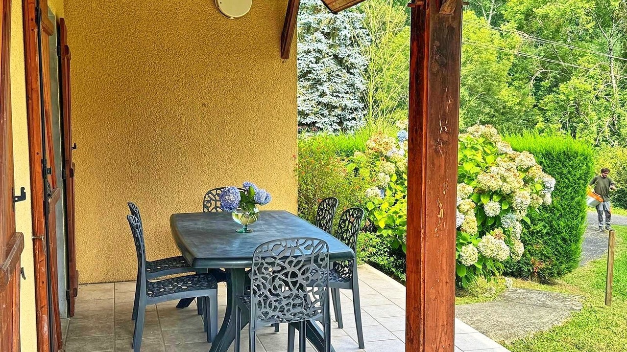 Photo of Outdoor in Pareac