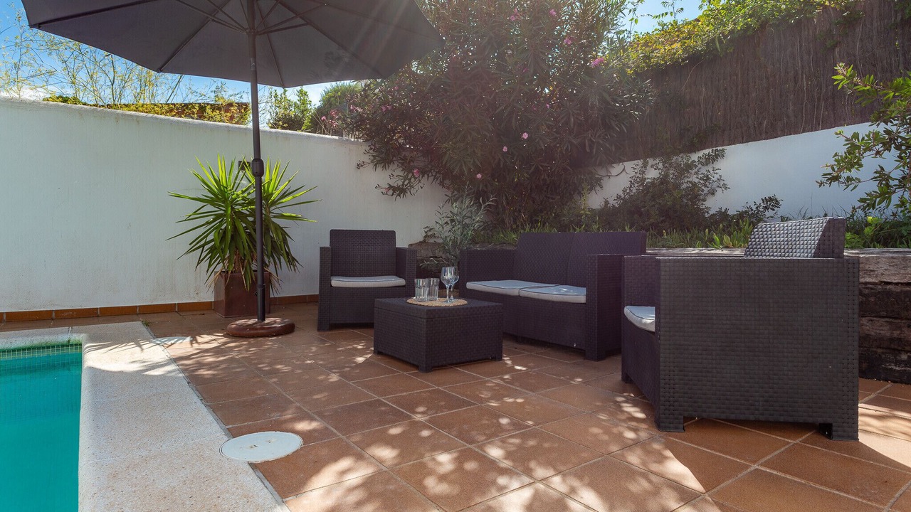 Photo of Patio Balcony in L'Escala