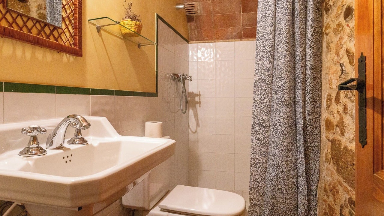 Photo of Bathroom in La Tallada d'Emporda