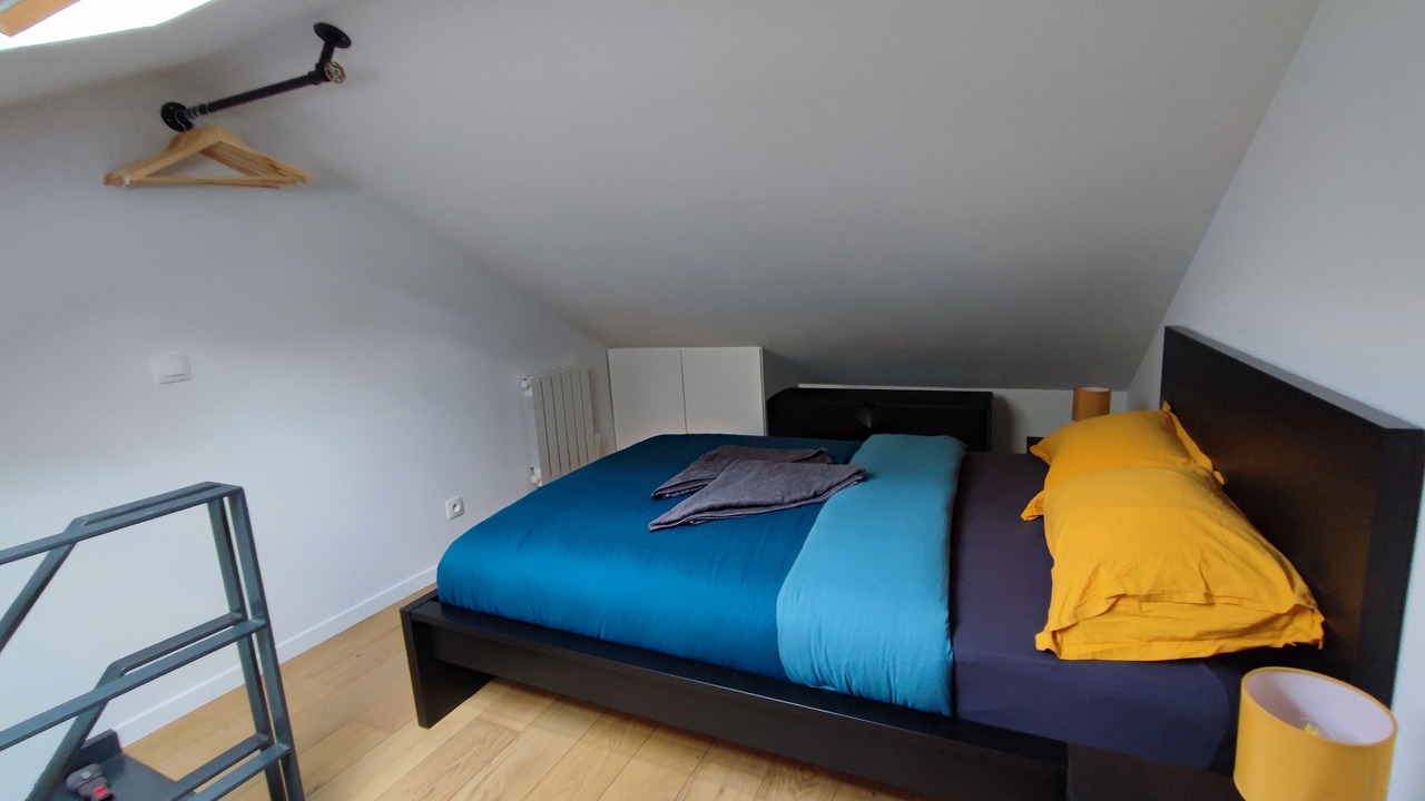 Photo of Bedroom in Louis Bertrand-Mirabeau-Semard