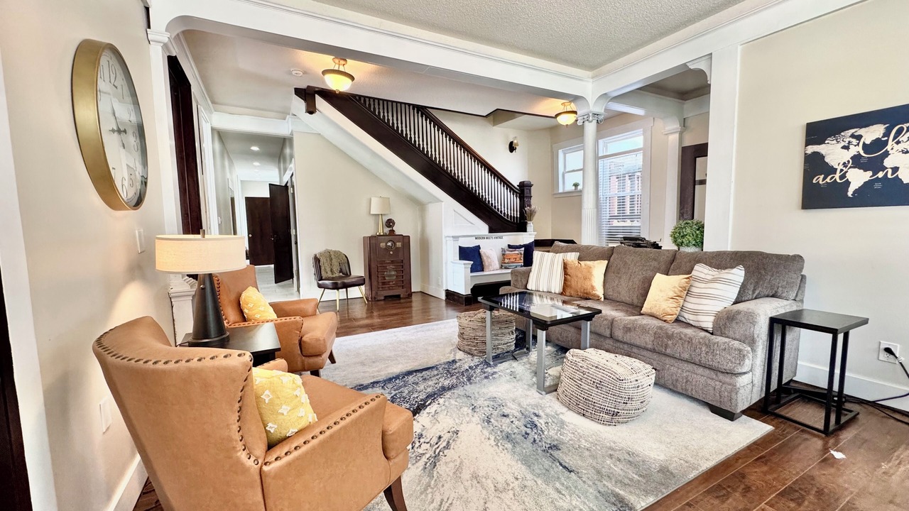 Photo of Livingroom in Bloomington