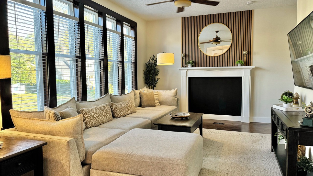 Photo of Livingroom in Bloomington