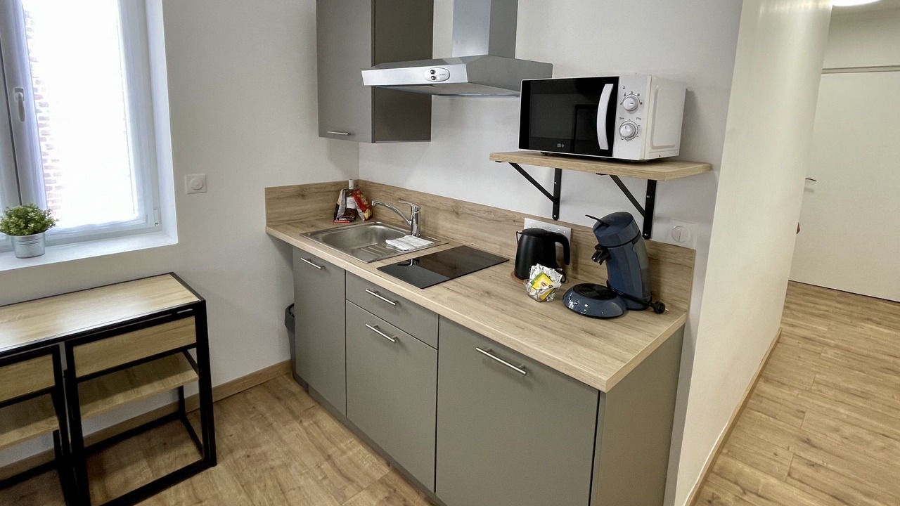 Photo of Kitchen in Lens