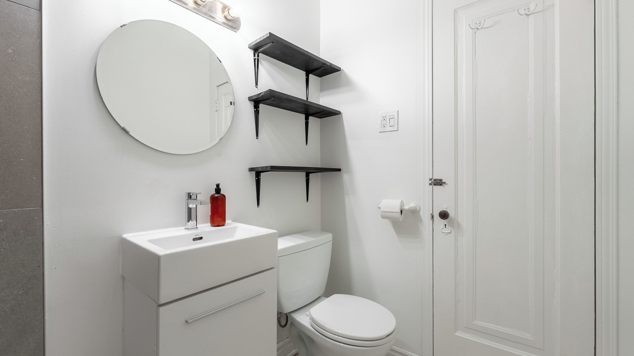 Photo of Bathroom in Youville
