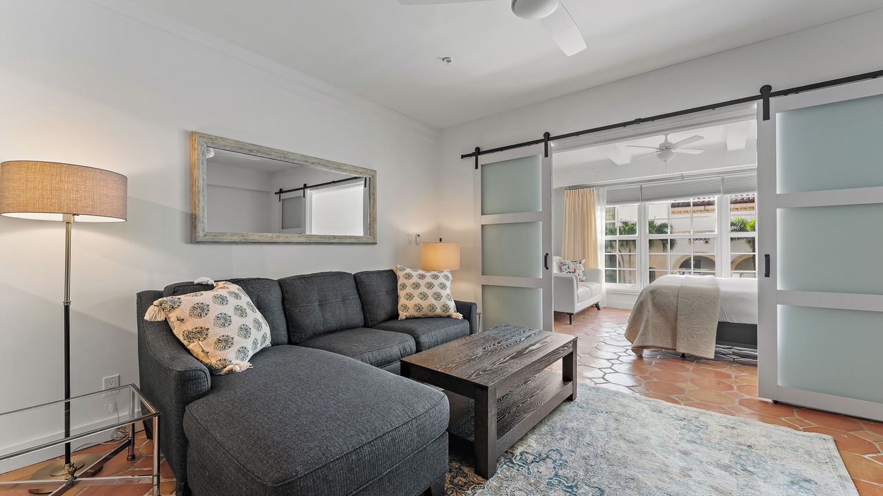 Photo of Livingroom in Palm Beach