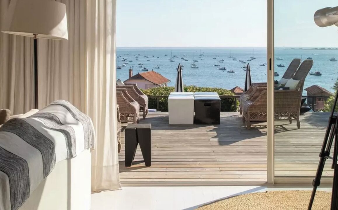 Photo of Others in Le Canon