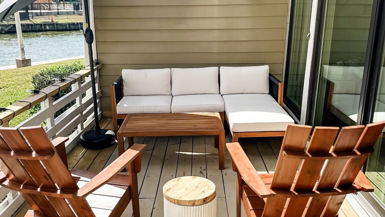 Photo of Outdoor in April Sound