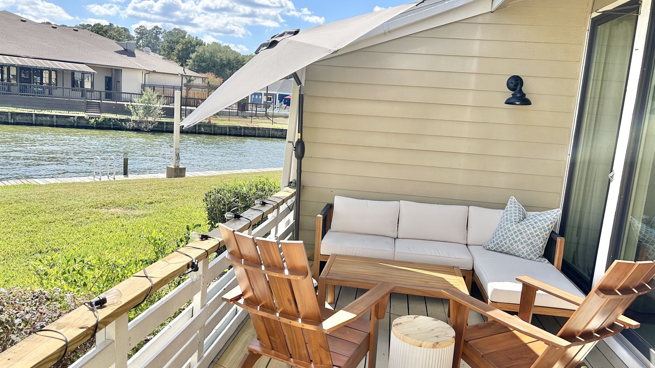 Photo of Outdoor in April Sound
