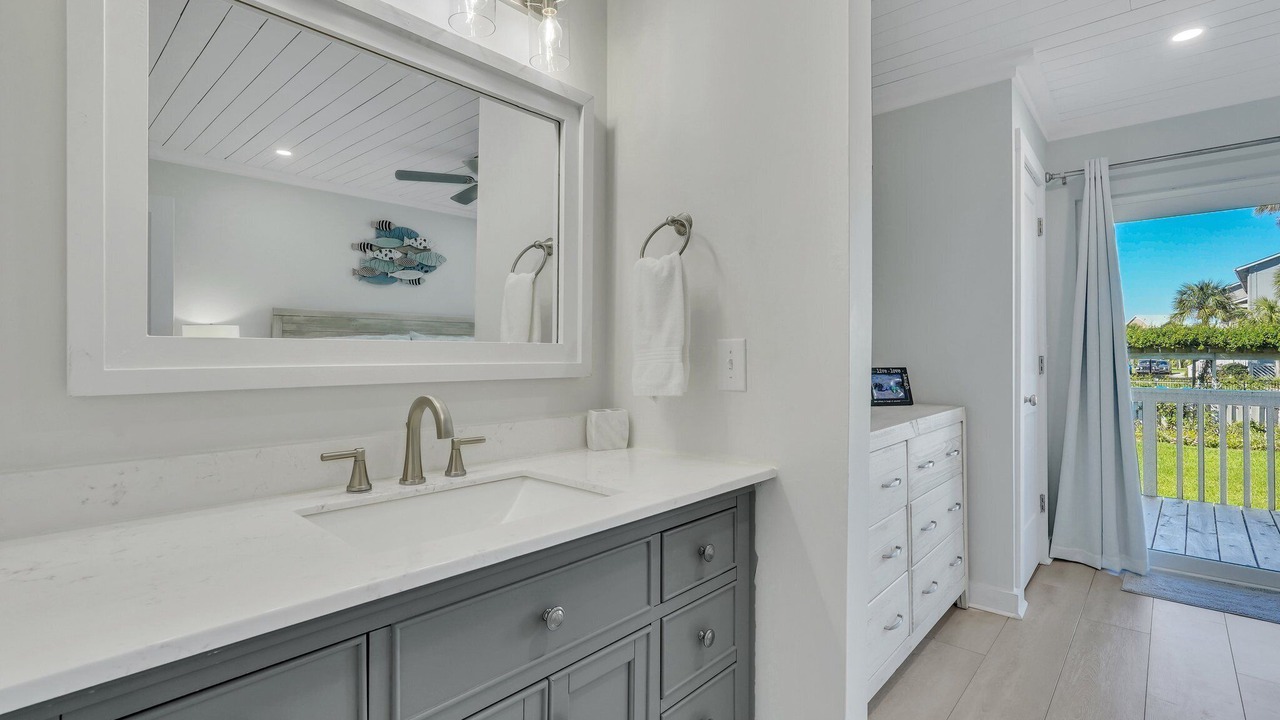 Photo of Bathroom in Oceanmarsh Subdivision
