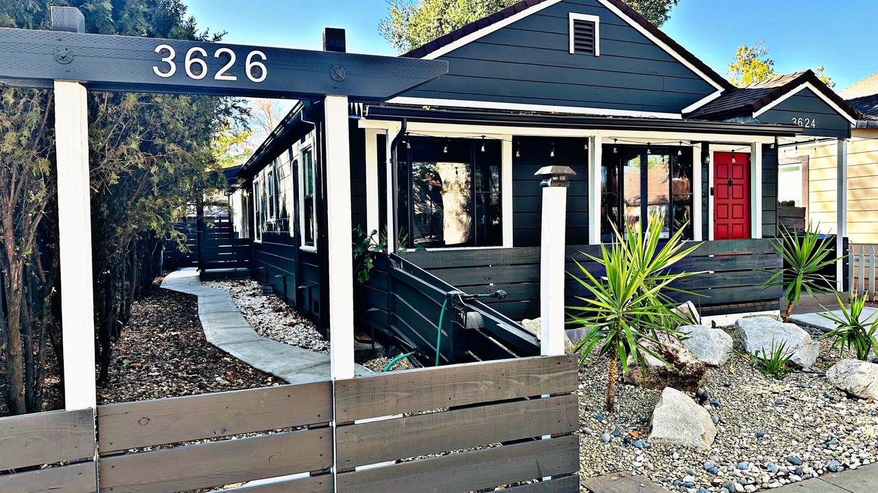 Photo of Outdoor in North Oak Park