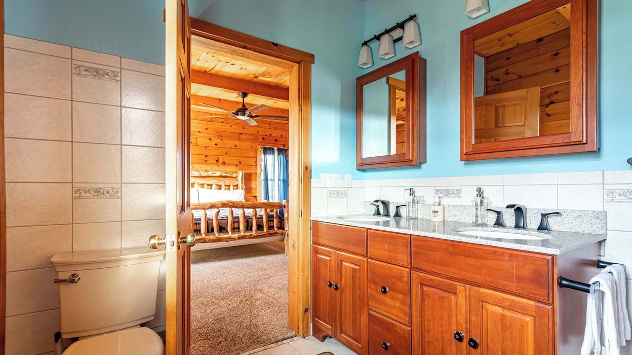 Photo of Bathroom in Lake Ariel
