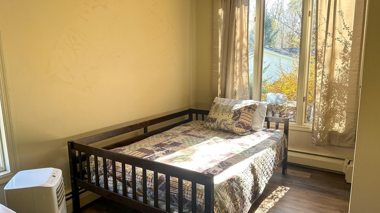 Photo of Bedroom in Canadensis