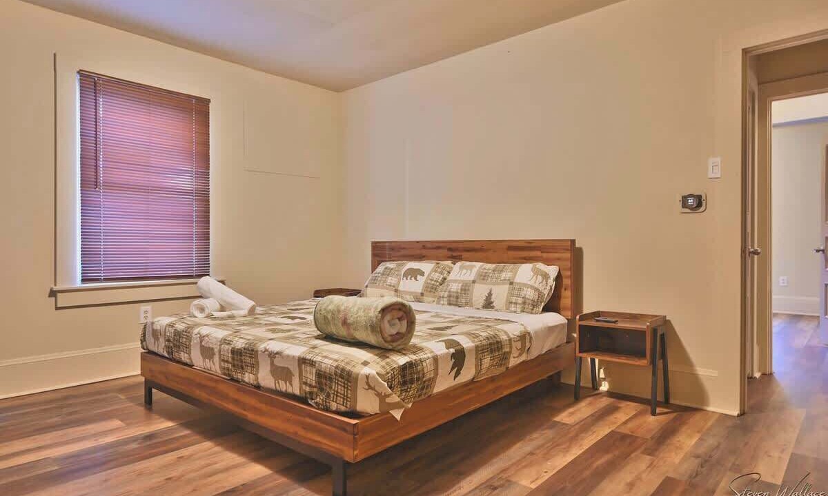 Photo of Bedroom in Canadensis