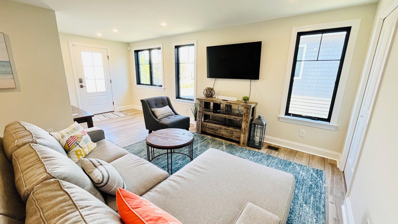 Photo of Livingroom in Sandpiper Village