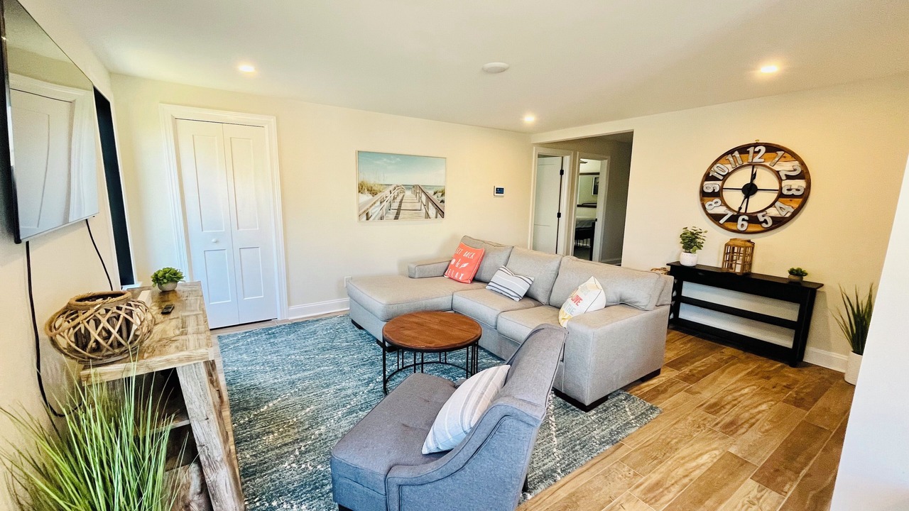 Photo of Livingroom in Sandpiper Village