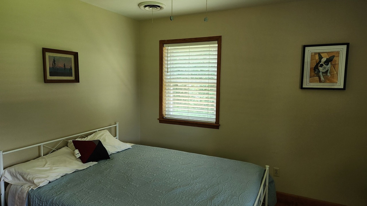 Photo of Bedroom in Russellville