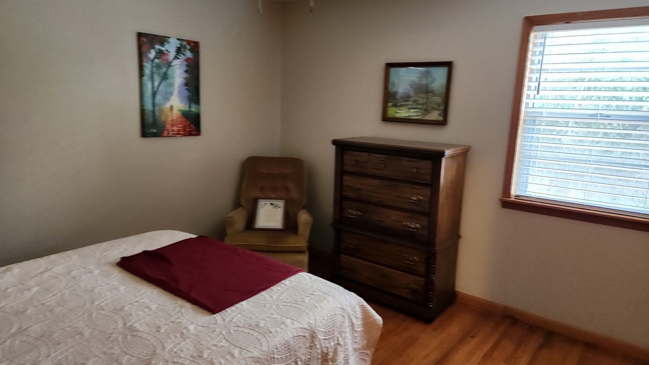 Photo of Bedroom in Russellville