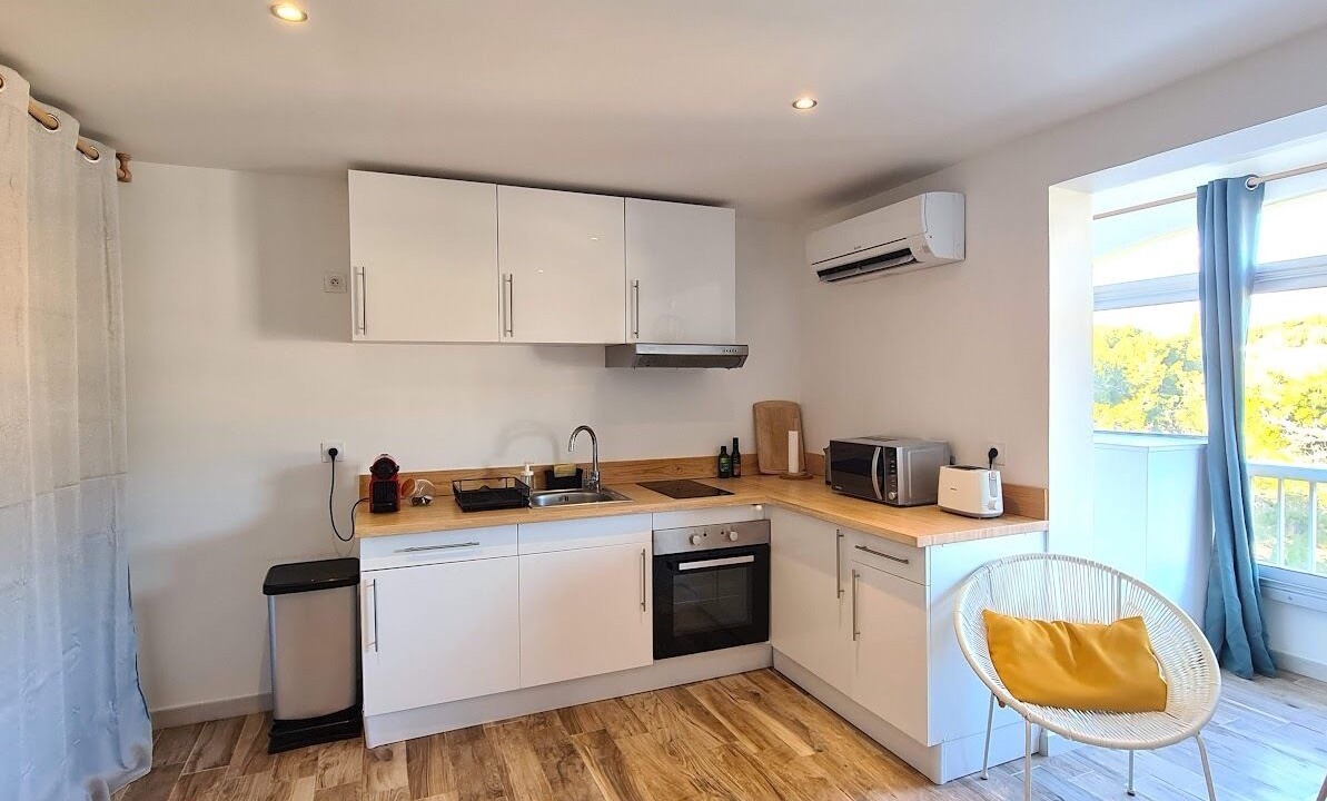 Photo of Kitchen in Saint-Mandrier-sur-Mer