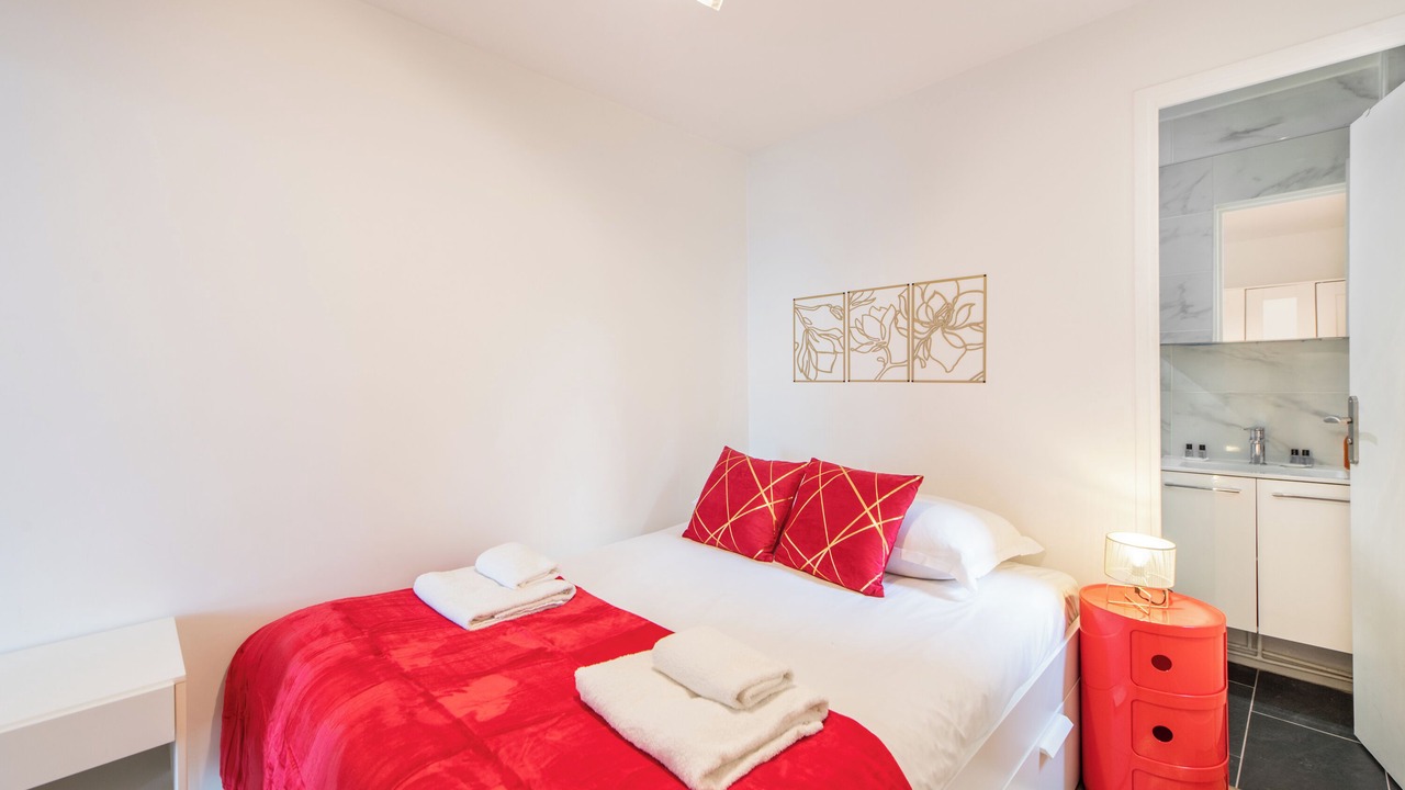 Photo of Bedroom in Silly-Gallieni