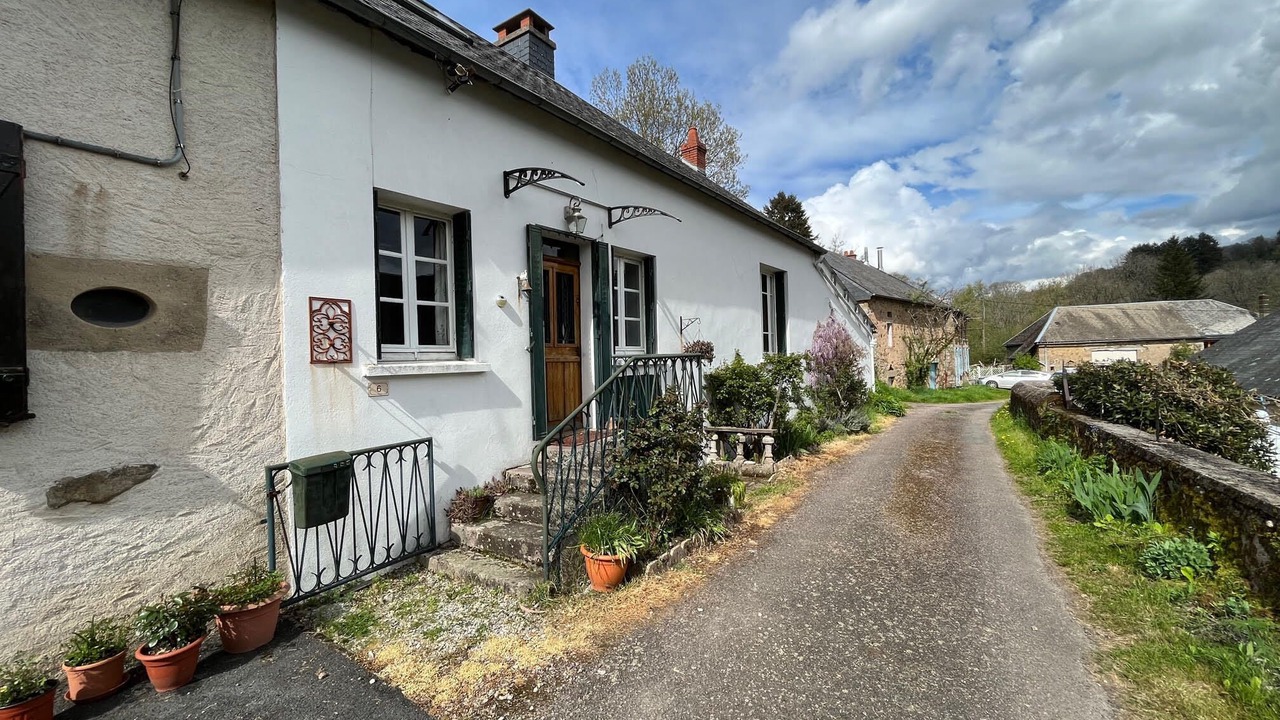 Photo of Outdoor in Anost