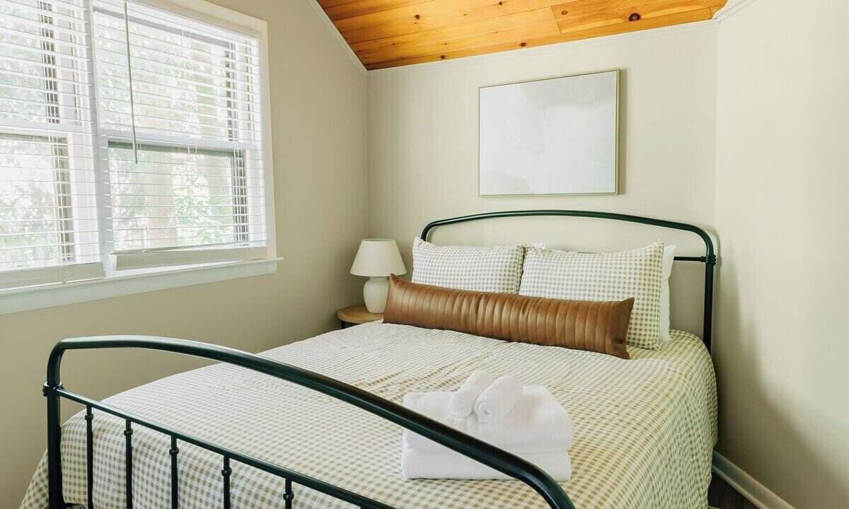 Photo of Bedroom in Mount Gretna