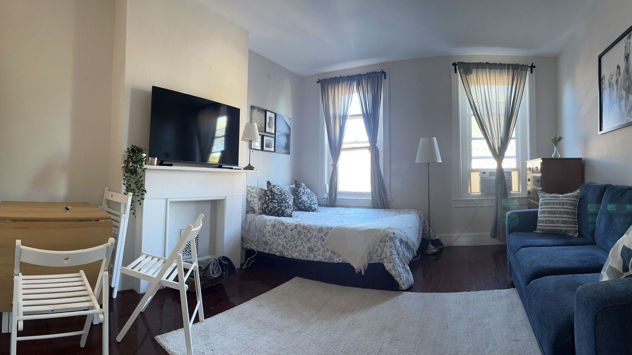 Photo of Bedroom in McGinley Square