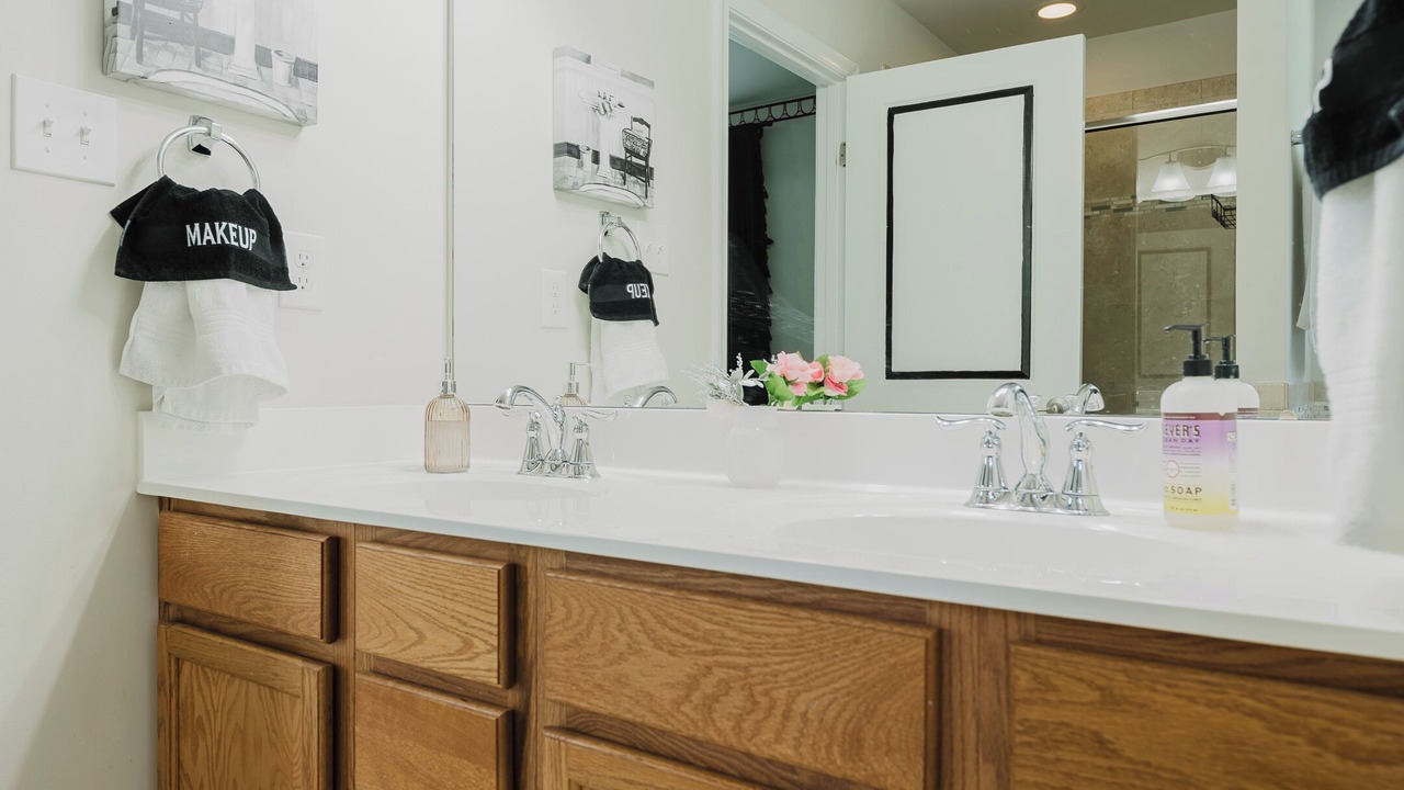 Photo of Bathroom in Palm