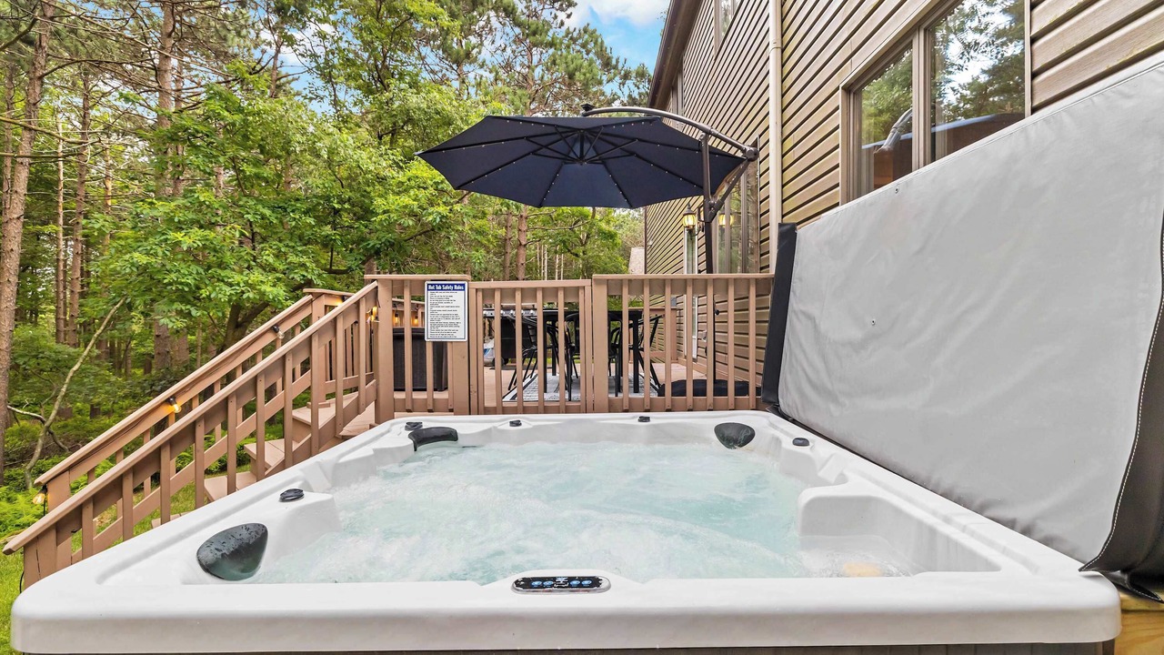 Photo of Patio Balcony in Long Pond