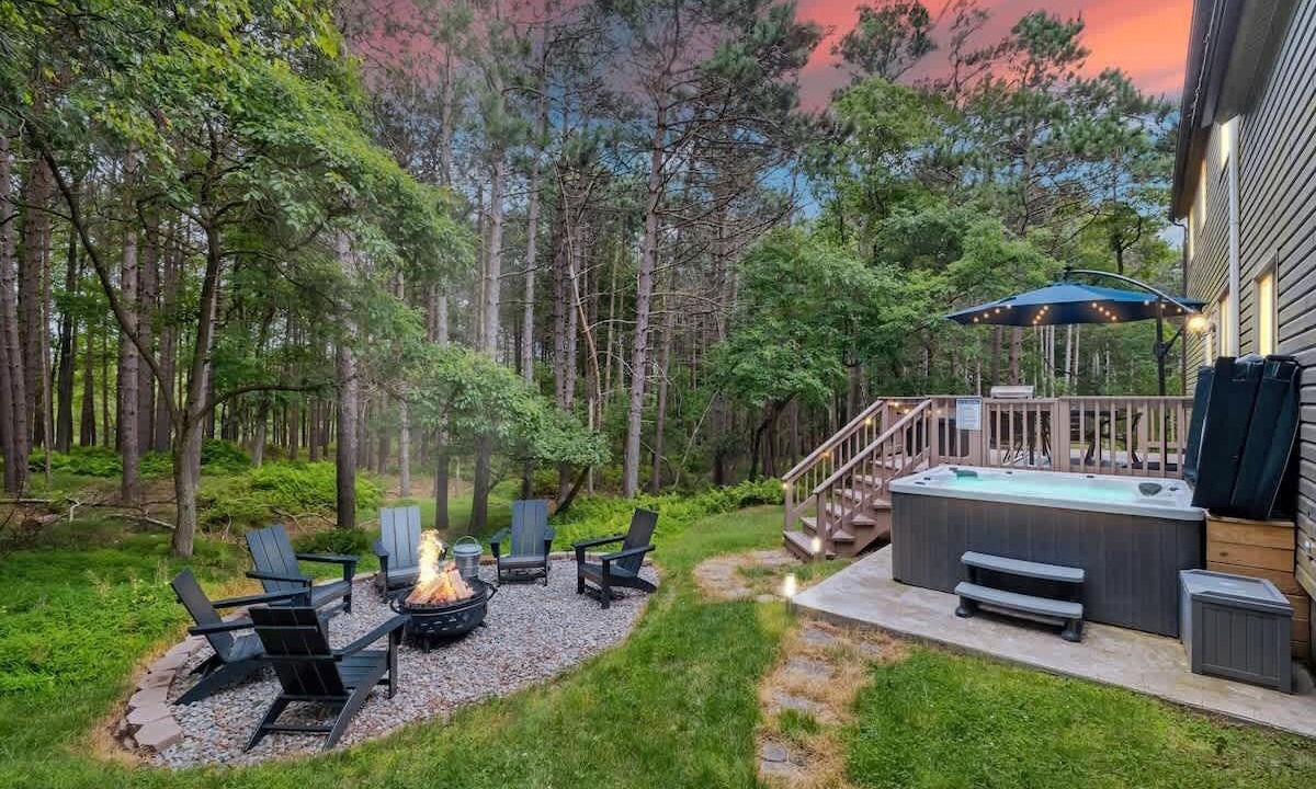 Photo of Patio Balcony in Long Pond