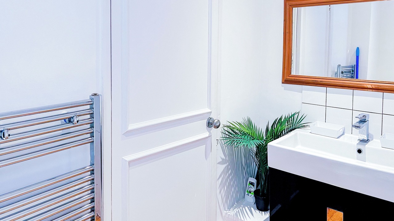 Photo of Bathroom in Sands End