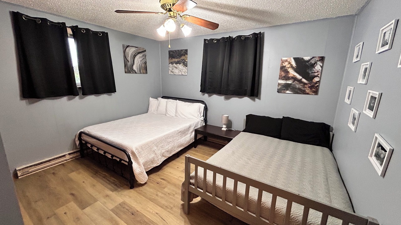 Photo of Bedroom in Palisades