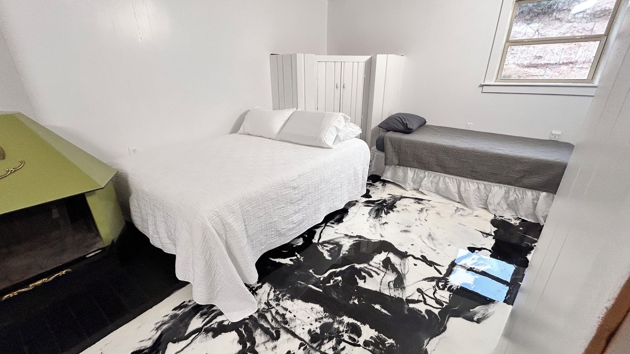 Photo of Bedroom in Palisades