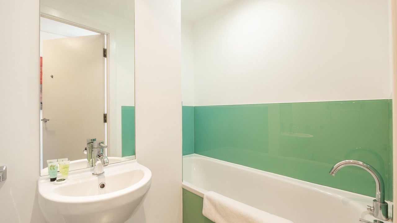Photo of Bathroom in Craigmillar