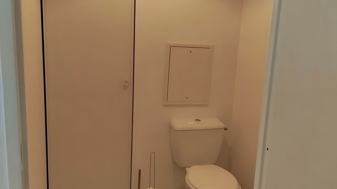Photo of Bathroom in Saint-Remy-les-Chevreuse