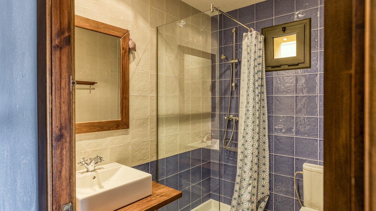 Photo of Bathroom in Garriguella