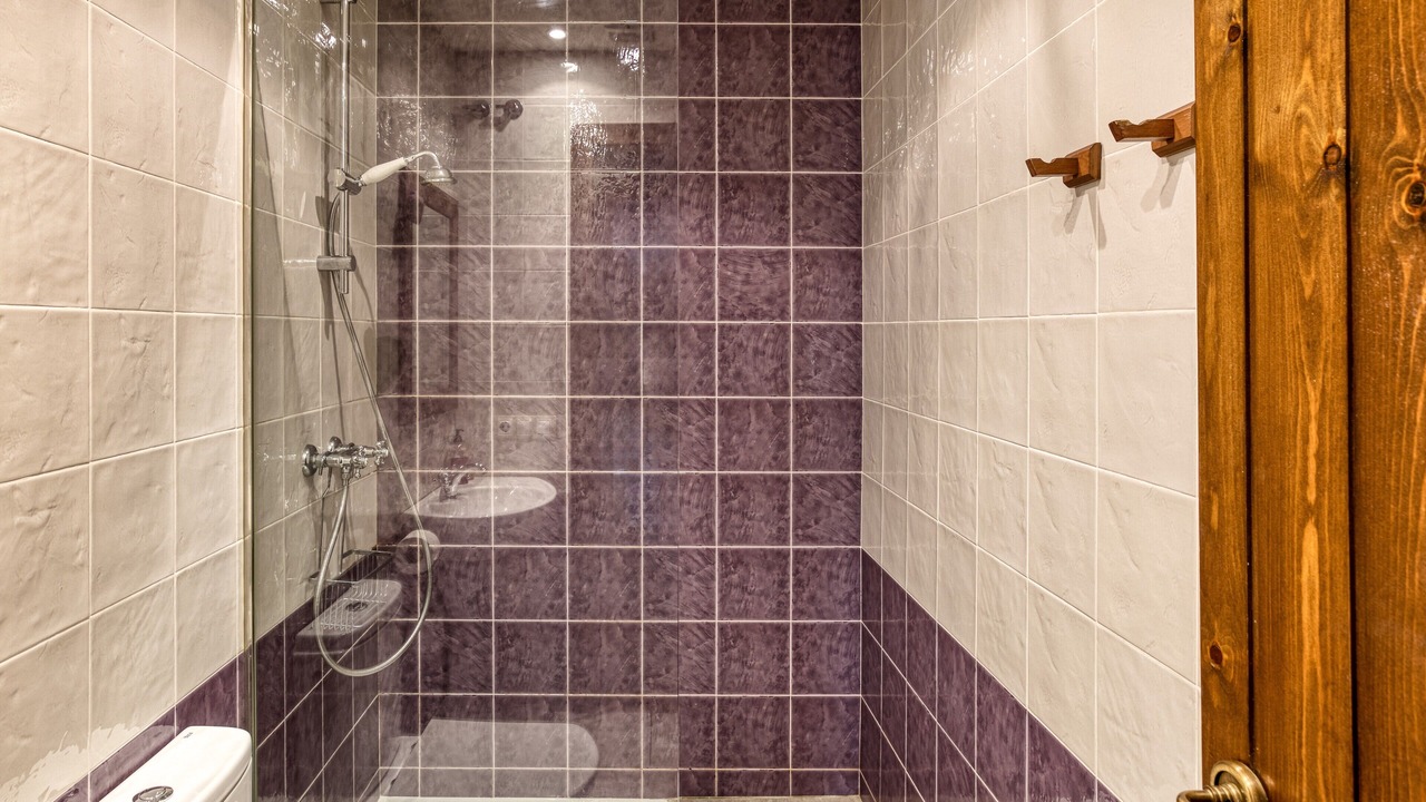 Photo of Bathroom in Garriguella